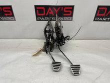 2012 Chevy Camaro ZL1 Manual Transmission Pedal Set Brake & Clutch Assembly OEM - Day's Parts Yard