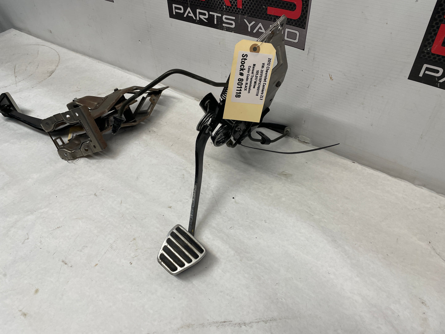 2012 Chevy Camaro ZL1 Manual Transmission Pedal Set Brake & Clutch Assembly OEM - Day's Parts Yard