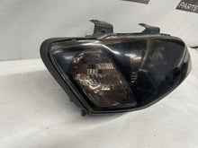 2009 Pontiac G8 Base RH  Passenger  Headlights Head Light Lamps OEM - Day's Parts Yard