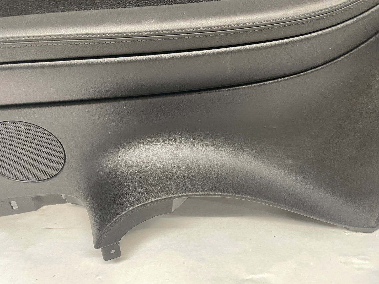 2005 Pontiac GTO RH Passenger Rear Interior Quarter Door Panel Trim OEM