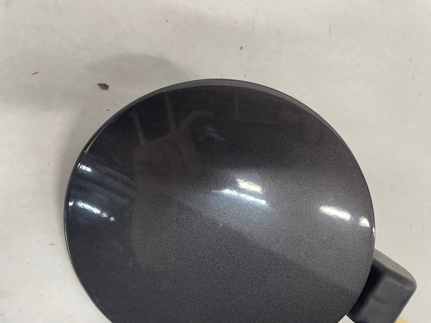 2009 Pontiac G8 Base Fuel Gas Cover Door OEM - Day's Parts Yard