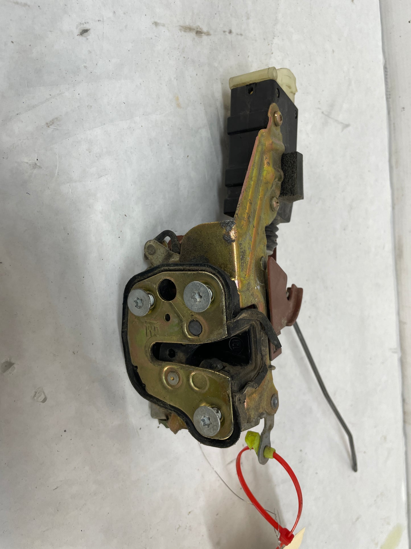 2005 Pontiac GTO RH Passenger Door Lock Actuator Assembly OEM