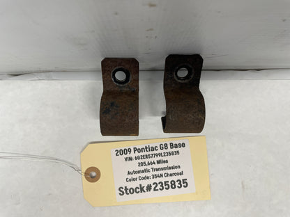 2009 Pontiac G8 Base Rear Suspension Stabilizer Sway Bar Brackets Clamps OEM - Day's Parts Yard