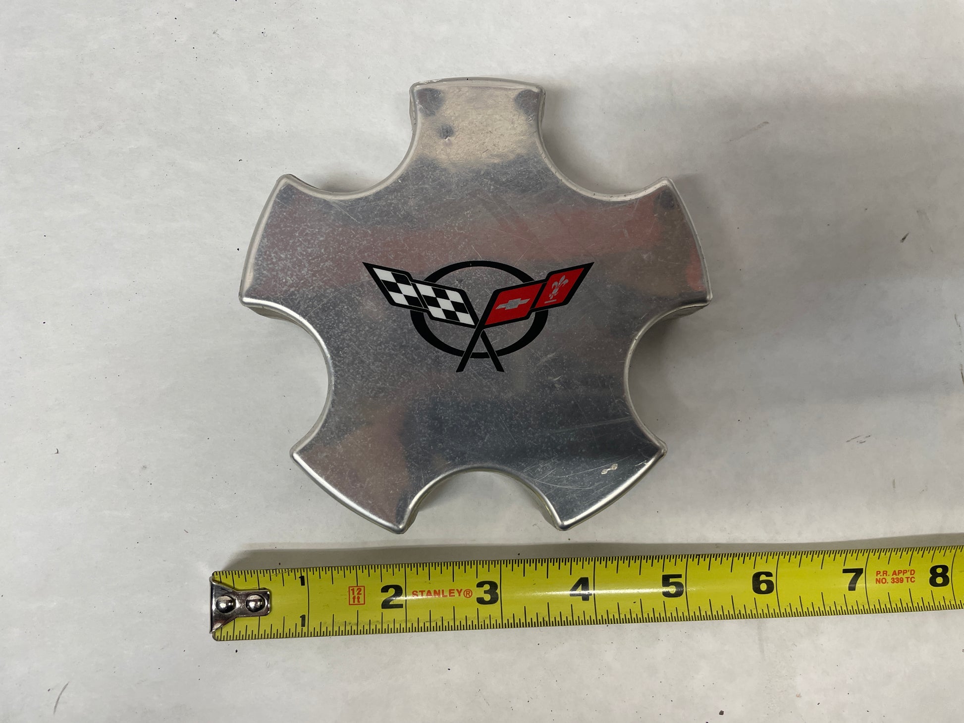 2001 Chevy C5 Corvette Wheel Center Cap OEM - Day's Parts Yard