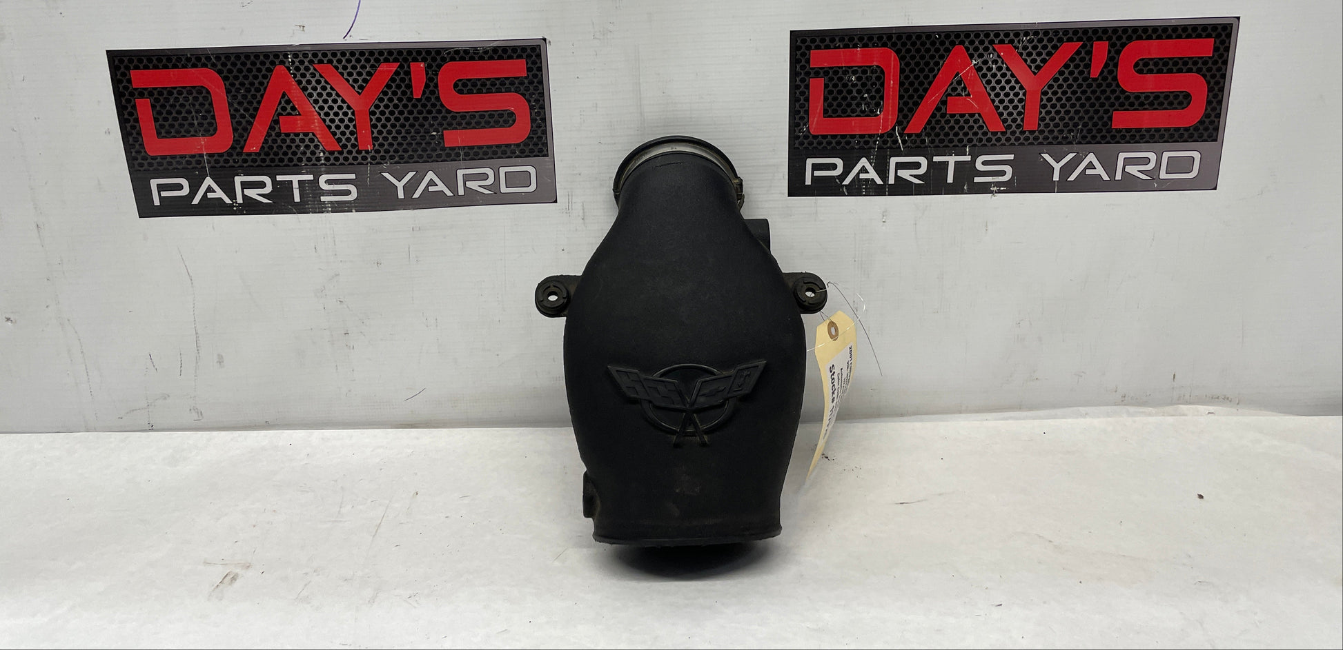 2001 Chevy C5 Corvette Air Cleaner Intake Bridge Duct OEM - Day's Parts Yard