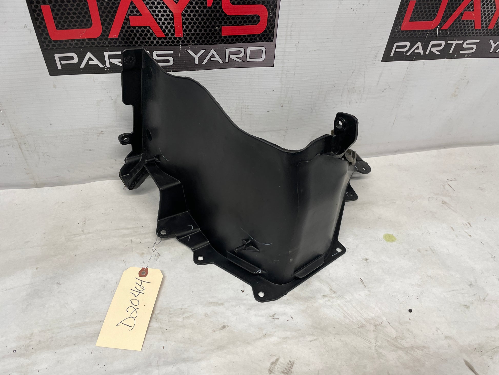 2017 Chevy SS Sedan Cabin Air Filter Heater Box Plastic Shroud OEM - Day's Parts Yard