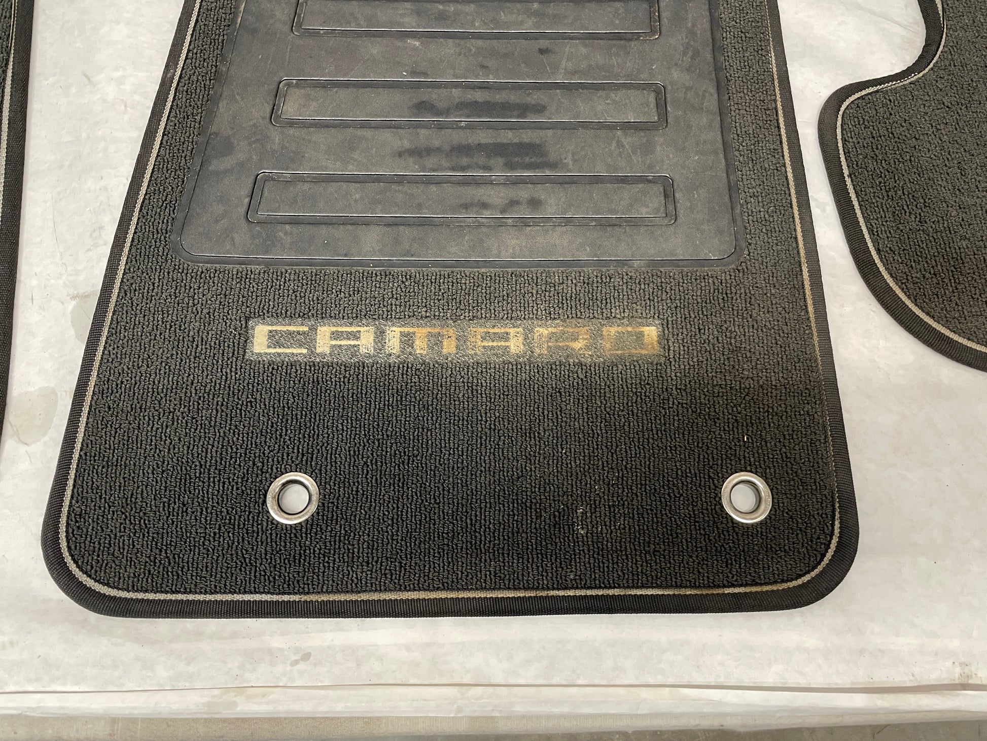 2012 Chevy Camaro ZL1 Front and Rear Floor Mats OEM - Day's Parts Yard