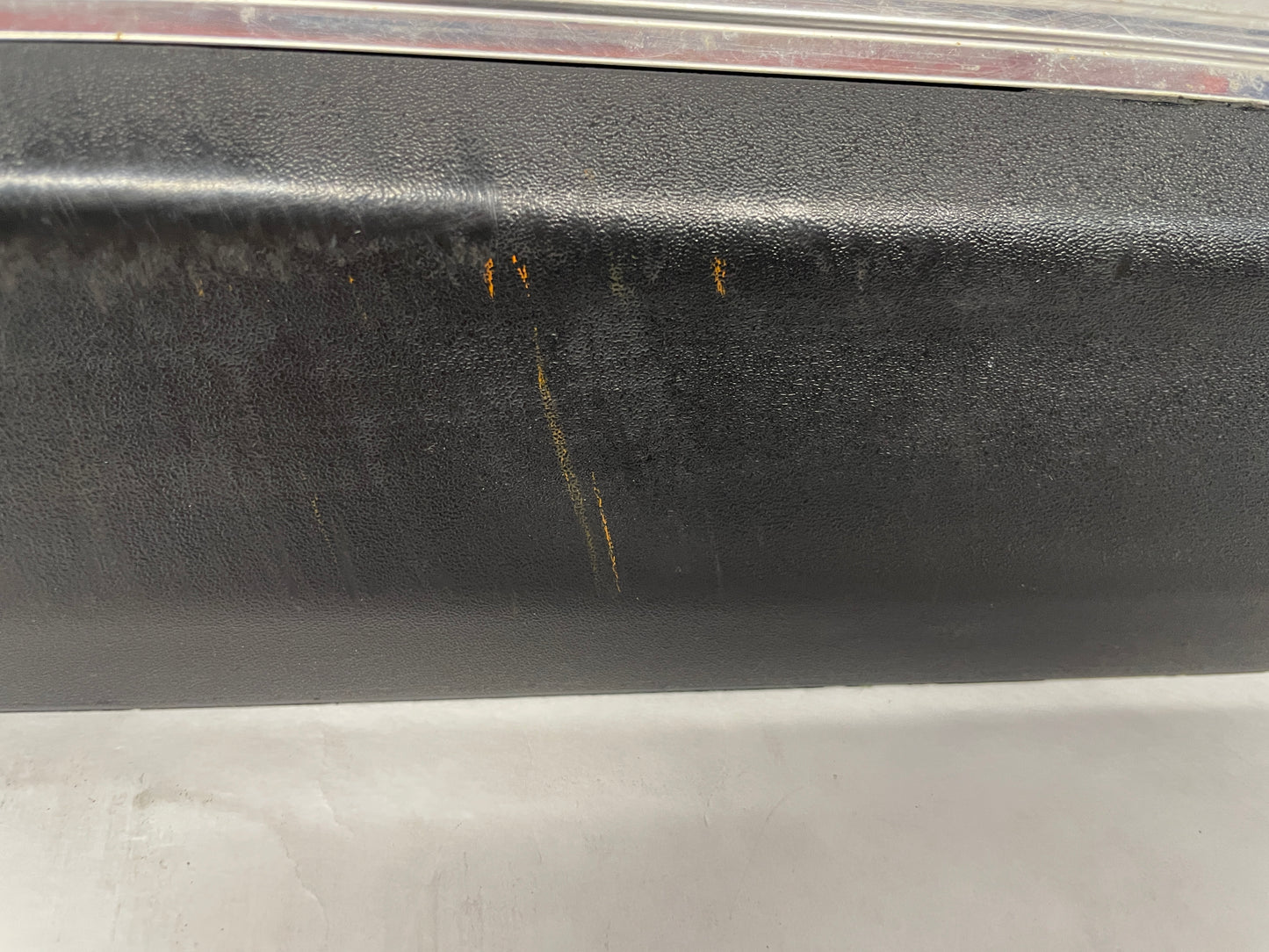 2009 Pontiac G8 Base LH Driver Front Door Sill Kick Panel / Scuff Plate OEM - Day's Parts Yard