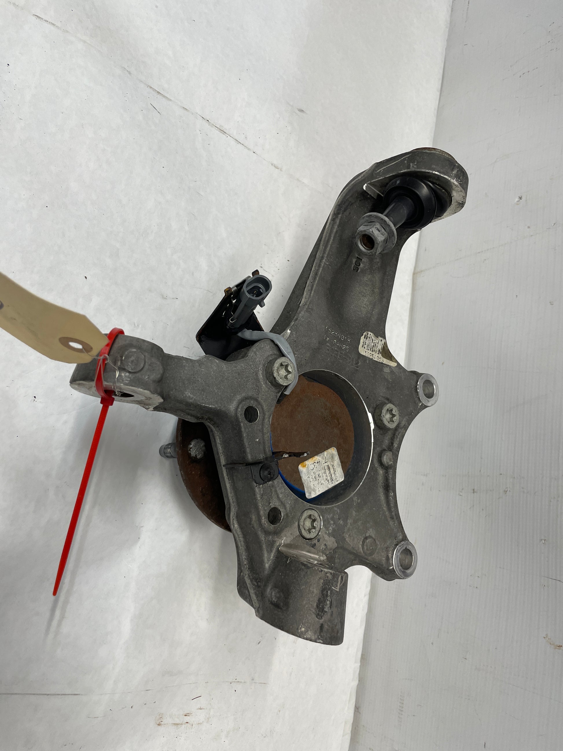 2005 Chevy C6 Corvette RH Passenger Front Suspension Spindle Knuckle Hub OEM - Day's Parts Yard