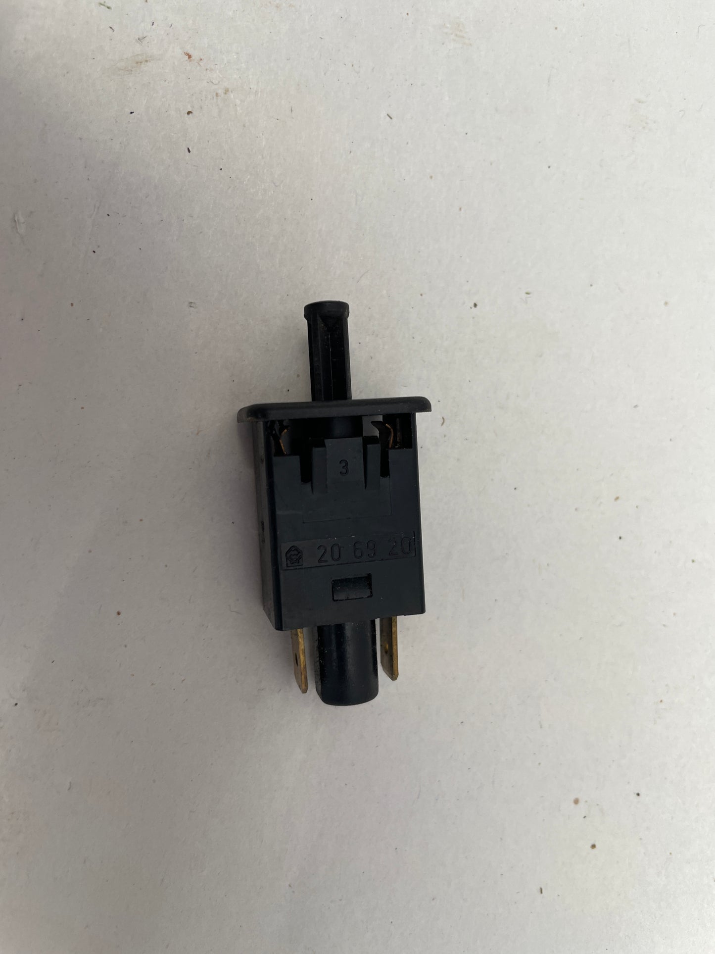 2004 Pontiac Instrument Panel Dimmer and Dome Lamp Switch OEM - Day's Parts Yard