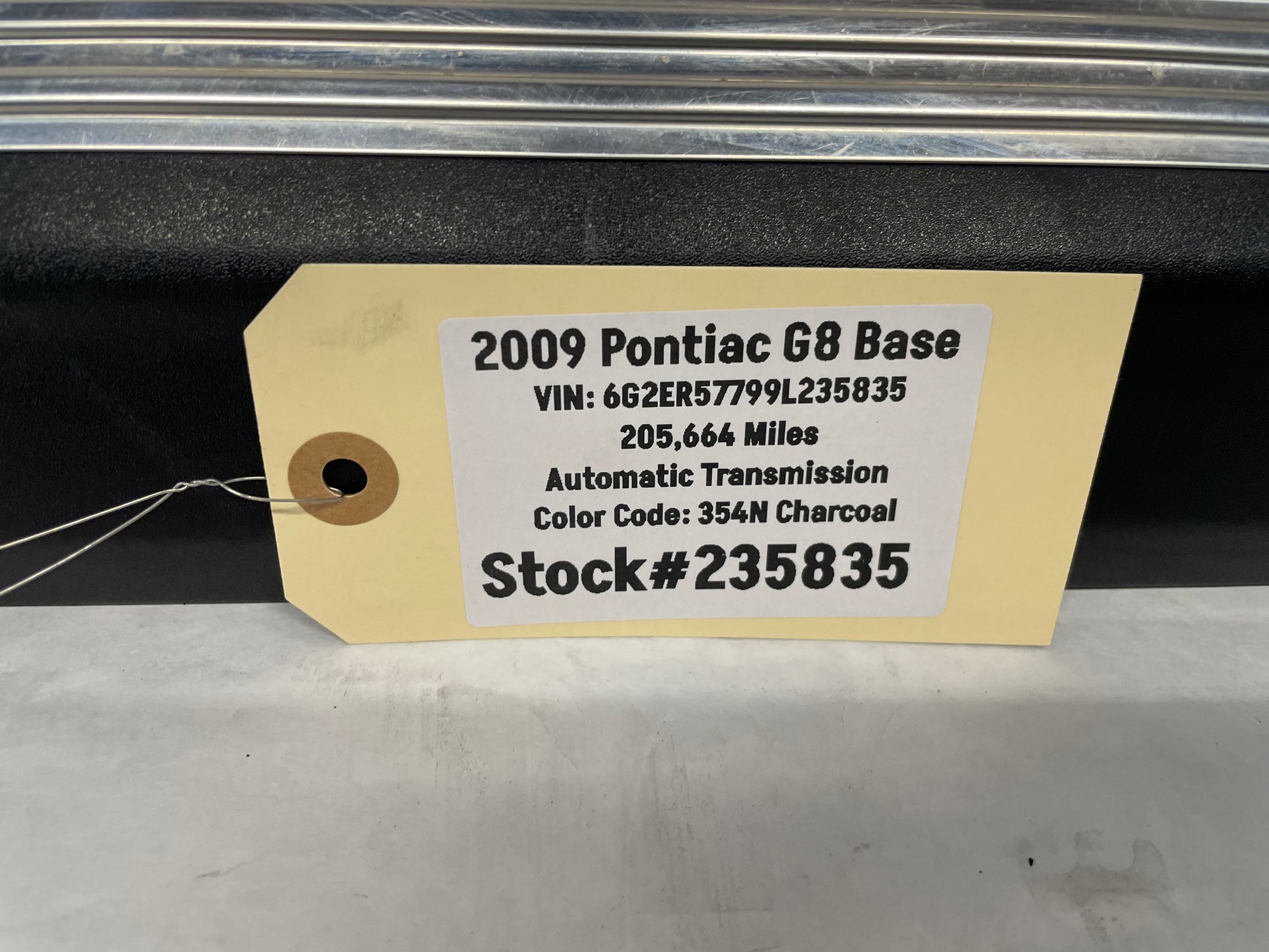 2009 Pontiac G8 Base RH Passenger Front Door Sill Kick Panel / Scuff Plate OEM - Day's Parts Yard