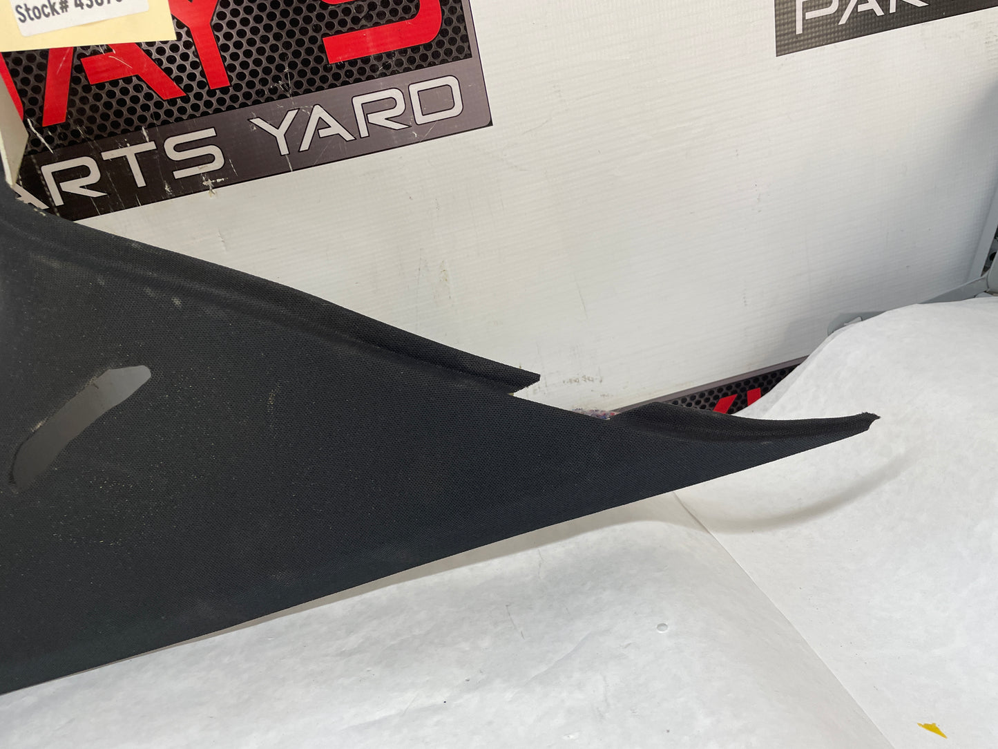 2005 Pontiac GTO LH Driver Rear Interior Quarter C Pillar Seat Belt Cover Trim Panel OEM