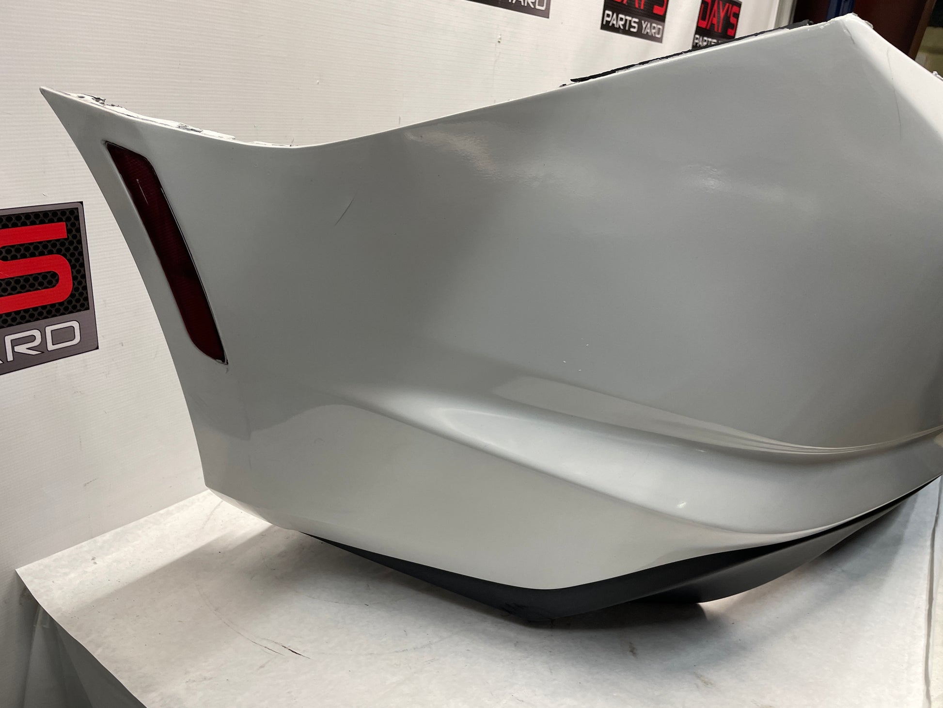 2020 Chevy Camaro SS LZ Complete Rear Bumper Cover  OEM - Day's Parts Yard