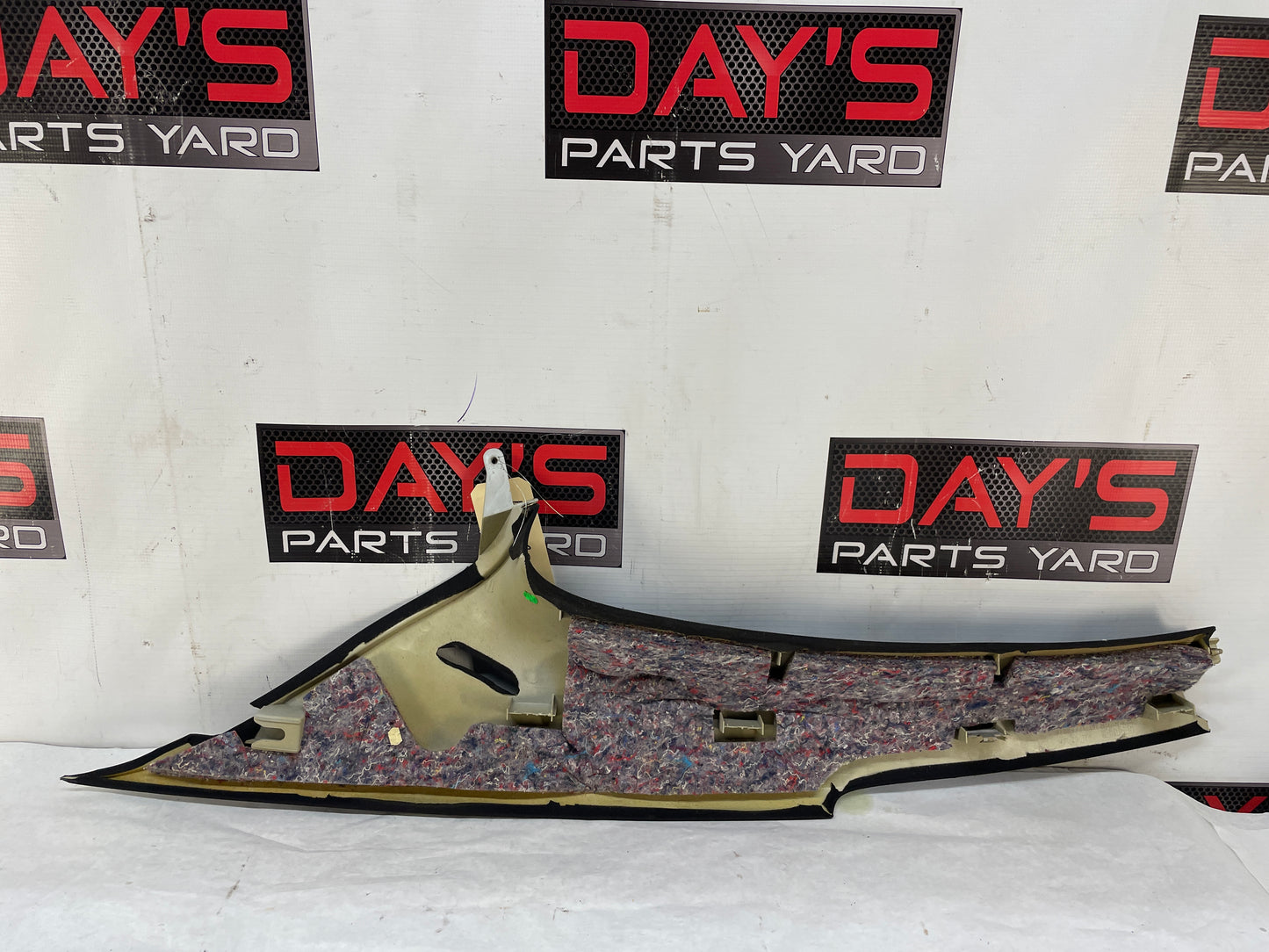 2005 Pontiac GTO LH Driver Rear Interior Quarter C Pillar Seat Belt Cover Trim Panel OEM