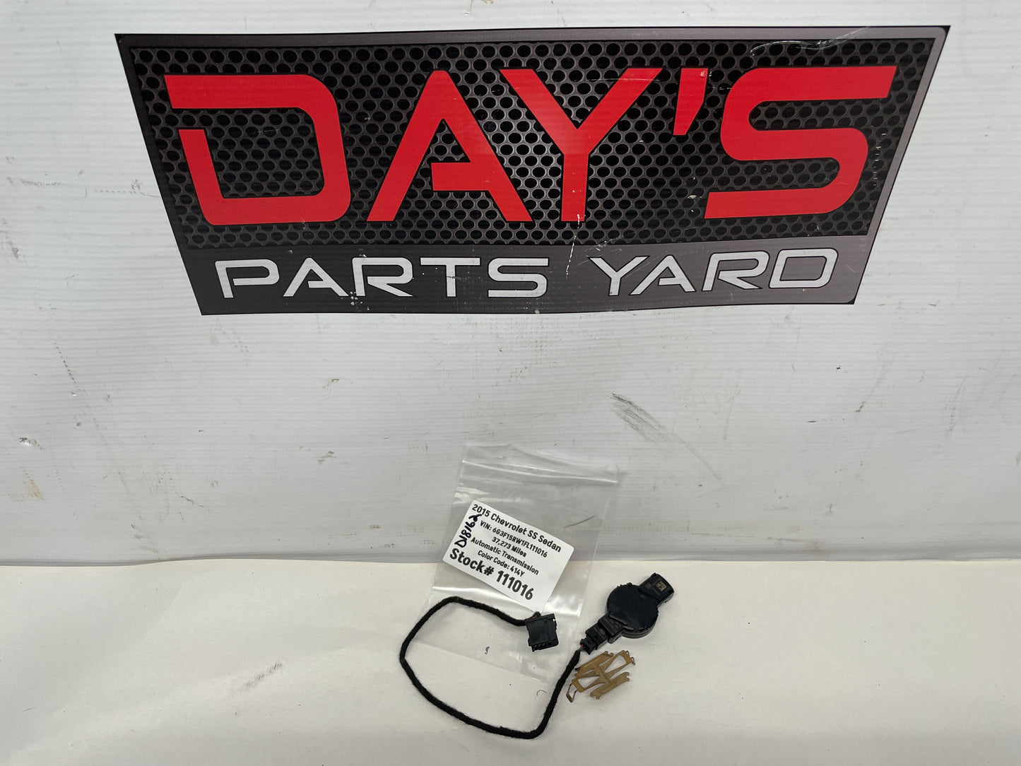 2016 Chevy SS Sedan Windshield Wiper Moisture Sensor OEM - Day's Parts Yard