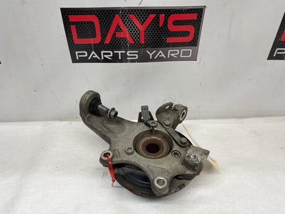 2001 Chevy C5 Corvette RH Passenger Rear Spindle Knuckle Hub OEM - Day's Parts Yard