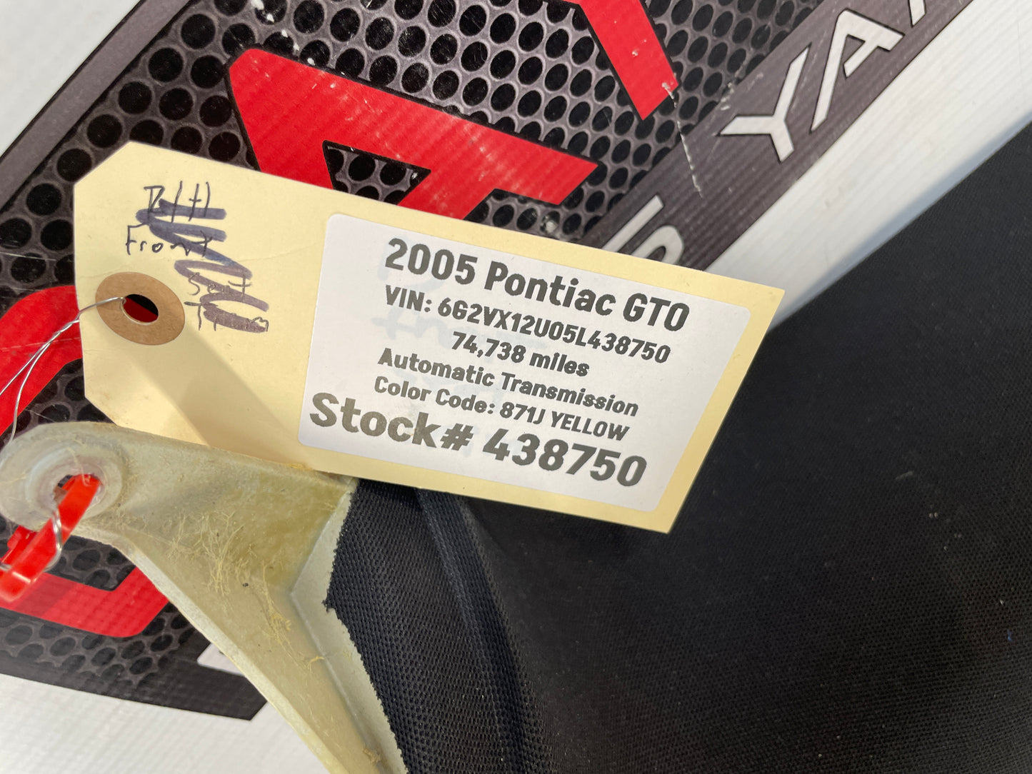 2005 Pontiac GTO RH Passenger Rear Interior Quarter C Pillar Seat Belt Cover Trim Panel OEM