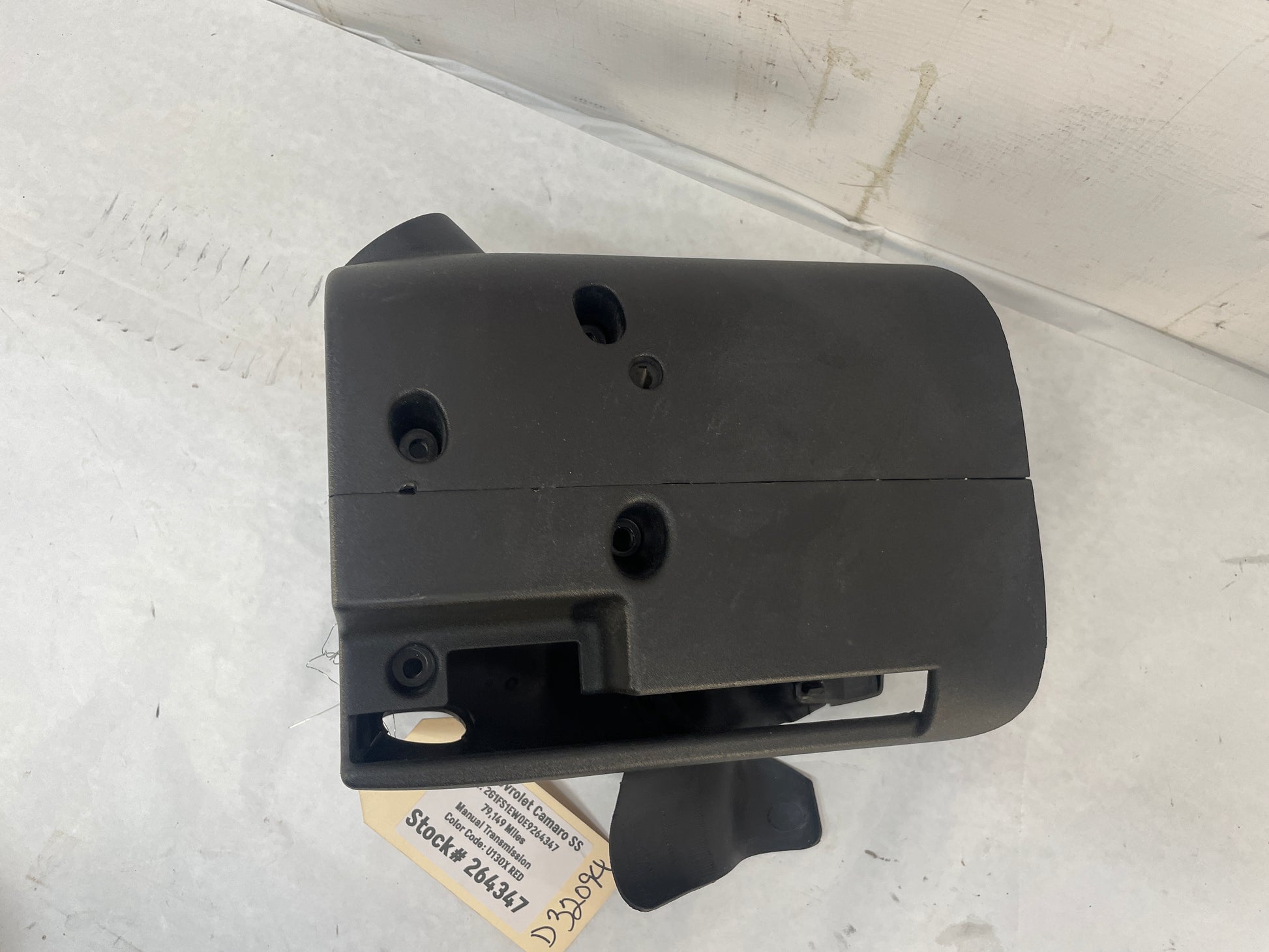 2014 Chevy Camaro SS Steering Column Cover OEM - Day's Parts Yard