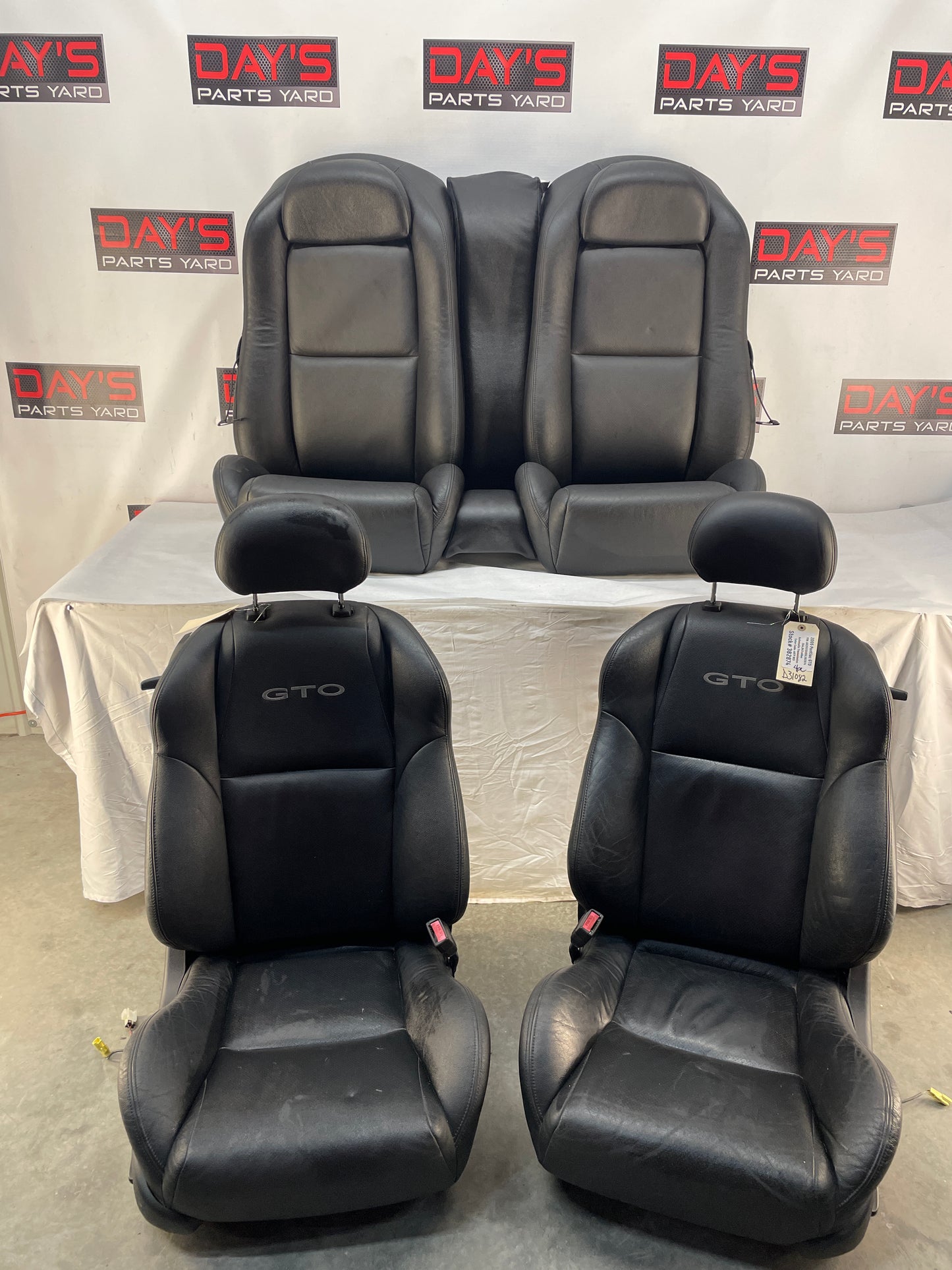 2005 Pontiac GTO Seats Front and Rears Black Leather OEM - Day's Parts Yard