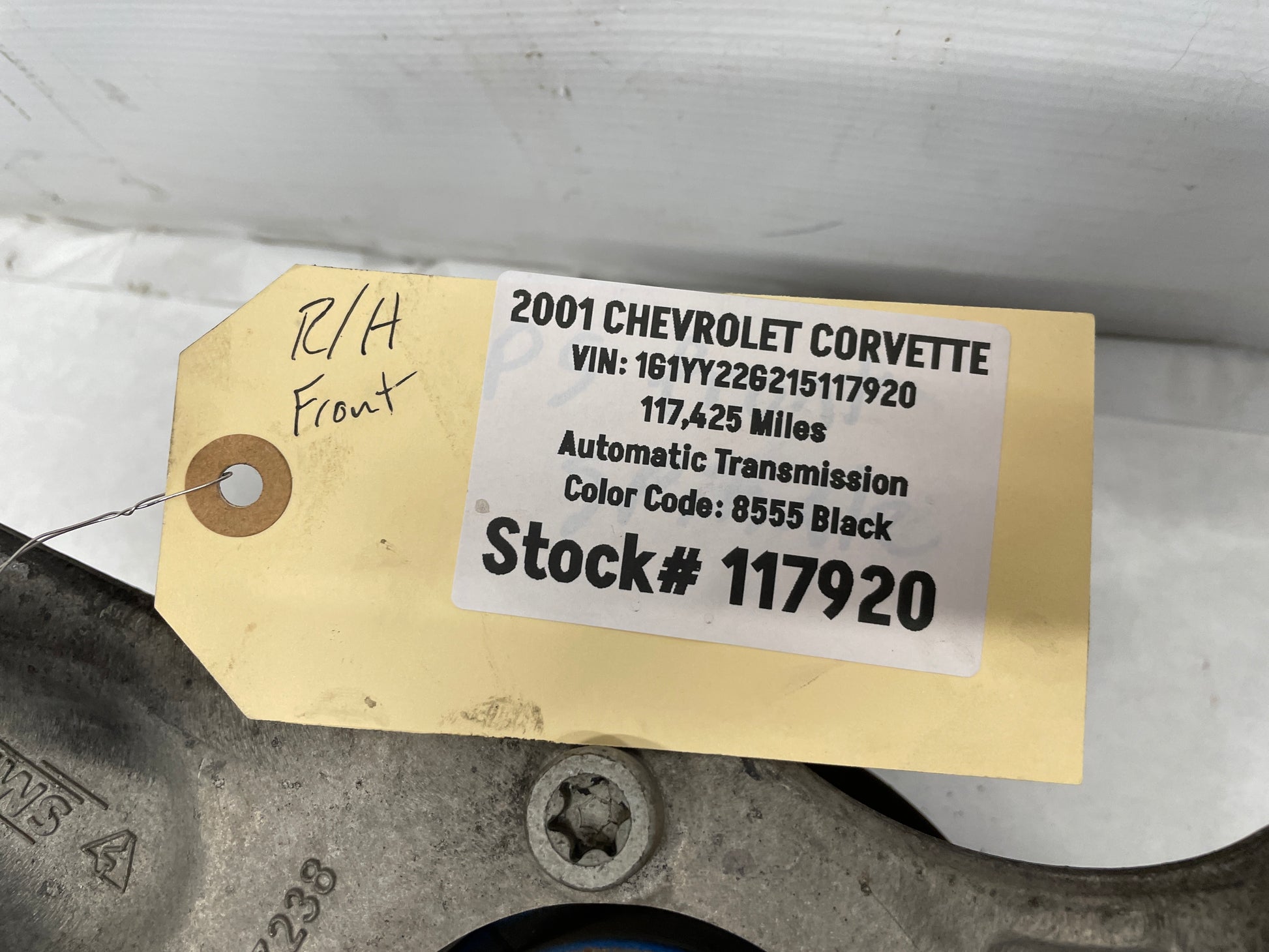 2001 Chevy C5 Corvette RH Passenger Front Suspension Spindle Knuckle Hub OEM - Day's Parts Yard