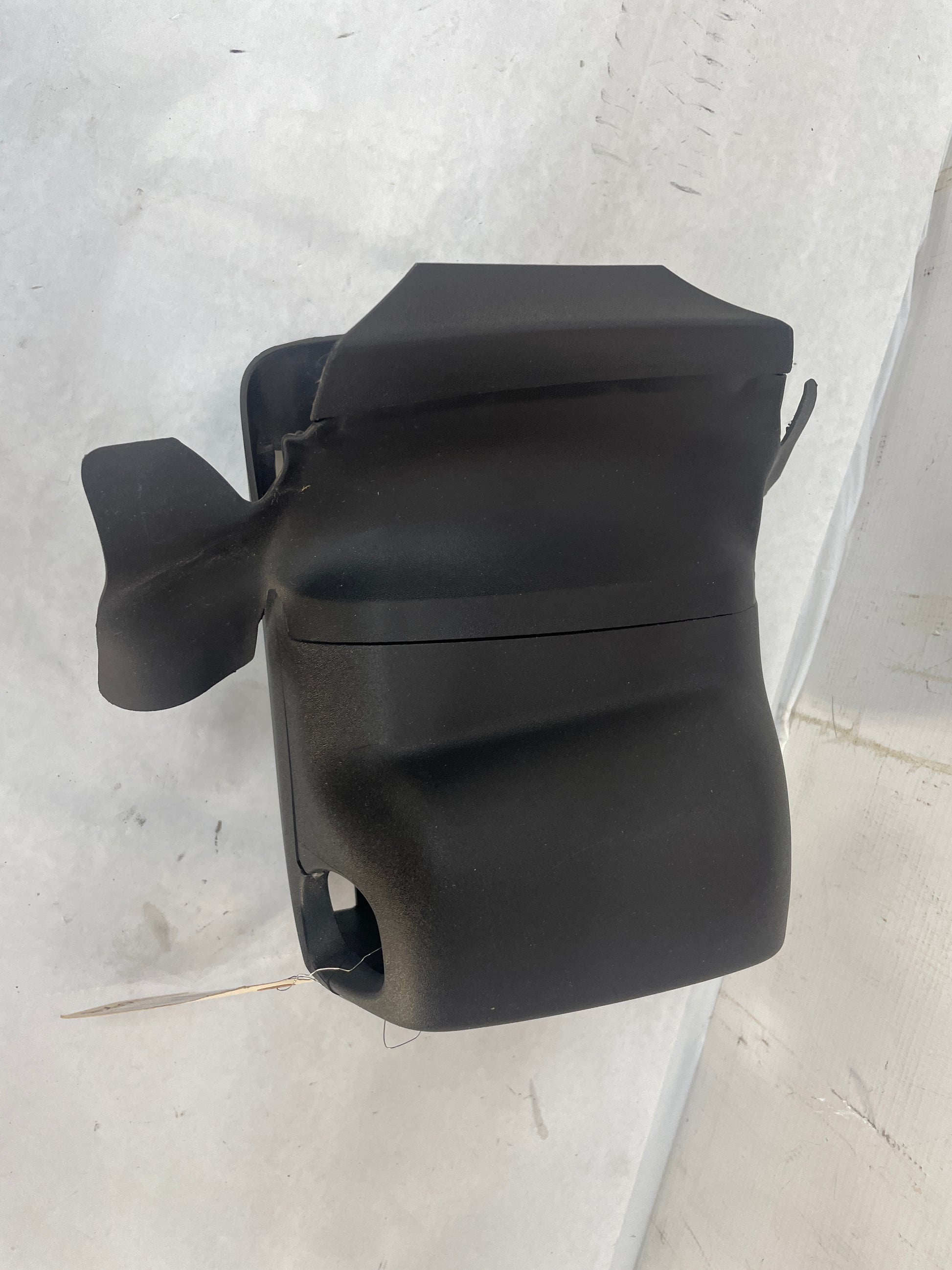 2014 Chevy Camaro SS Steering Column Cover OEM - Day's Parts Yard