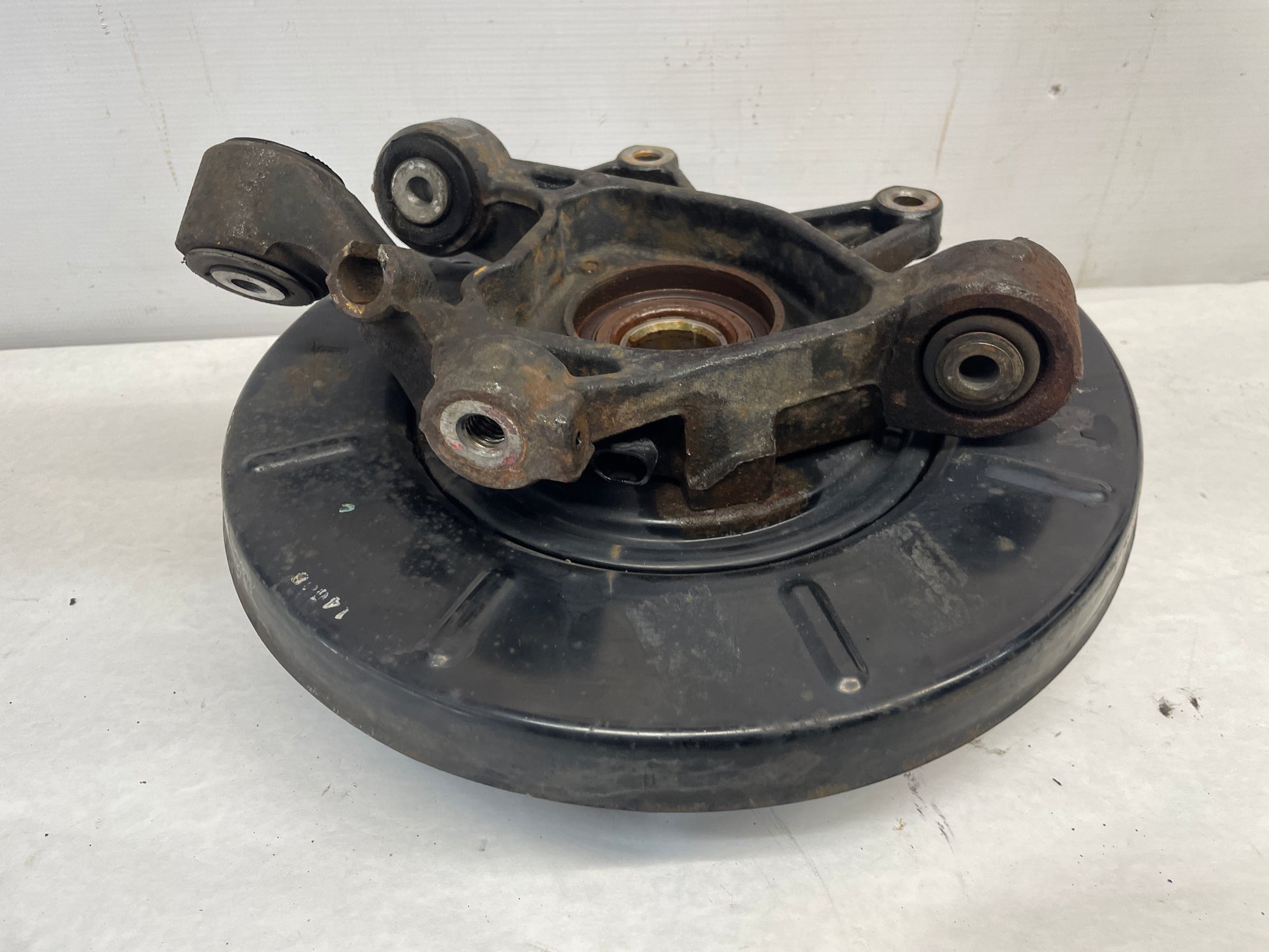 2009 Pontiac G8 Base LH Driver Rear Spindle Hub Knuckle OEM - Day's Parts Yard