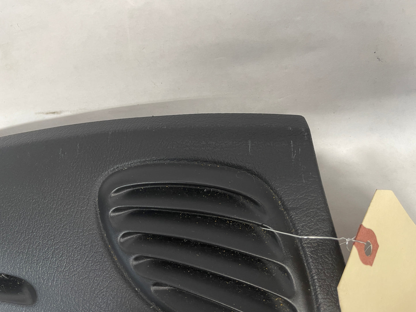 2005 Pontiac GTO Windshield Dash Cowl Defrost Vent Trim Panels Pair OEM
