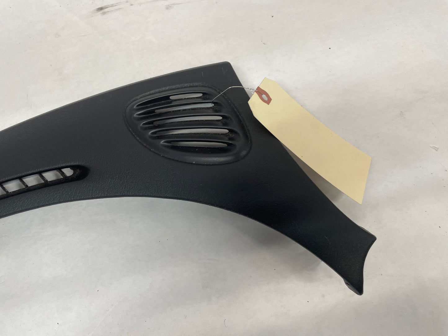 2005 Pontiac GTO Windshield Dash Cowl Defrost Vent Trim Panels Pair OEM
