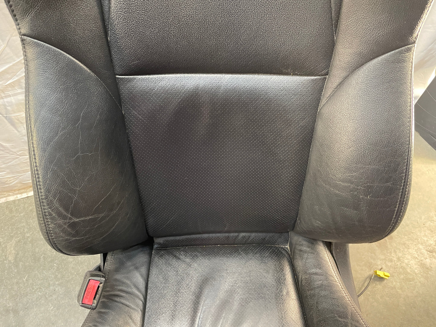 2005 Pontiac GTO Seats Front and Rears Black Leather OEM - Day's Parts Yard