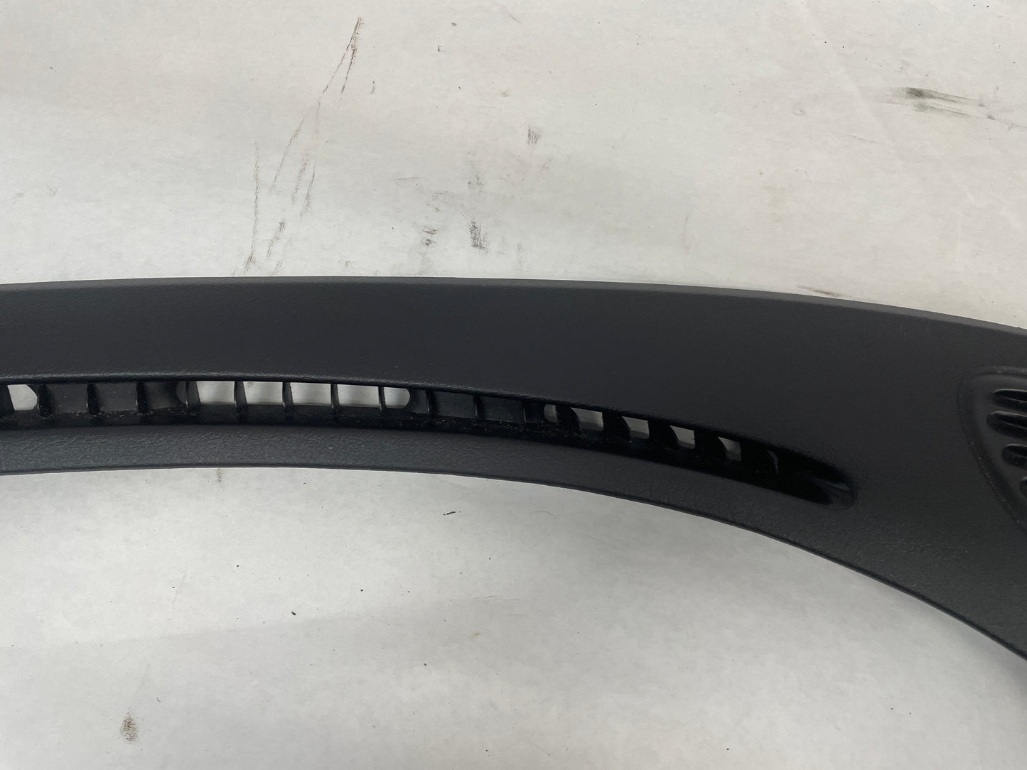 2005 Pontiac GTO Windshield Dash Cowl Defrost Vent Trim Panels Pair OEM