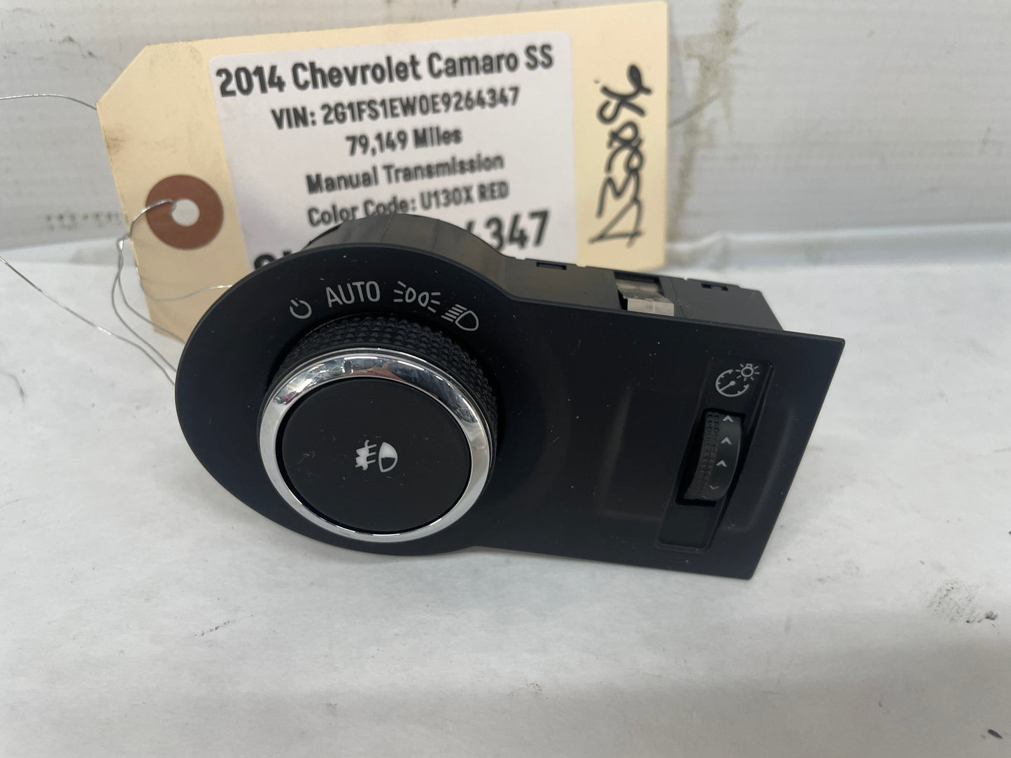 2014 Chevy Camaro SS Headlight Headlamp Switch w/ Fog Lights Lamp OEM - Day's Parts Yard