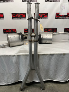 2005 Chevy C6 Corvette Factory OEM Cat Back Exhaust Mid Intermediate Pipe Mufflers - Day's Parts Yard