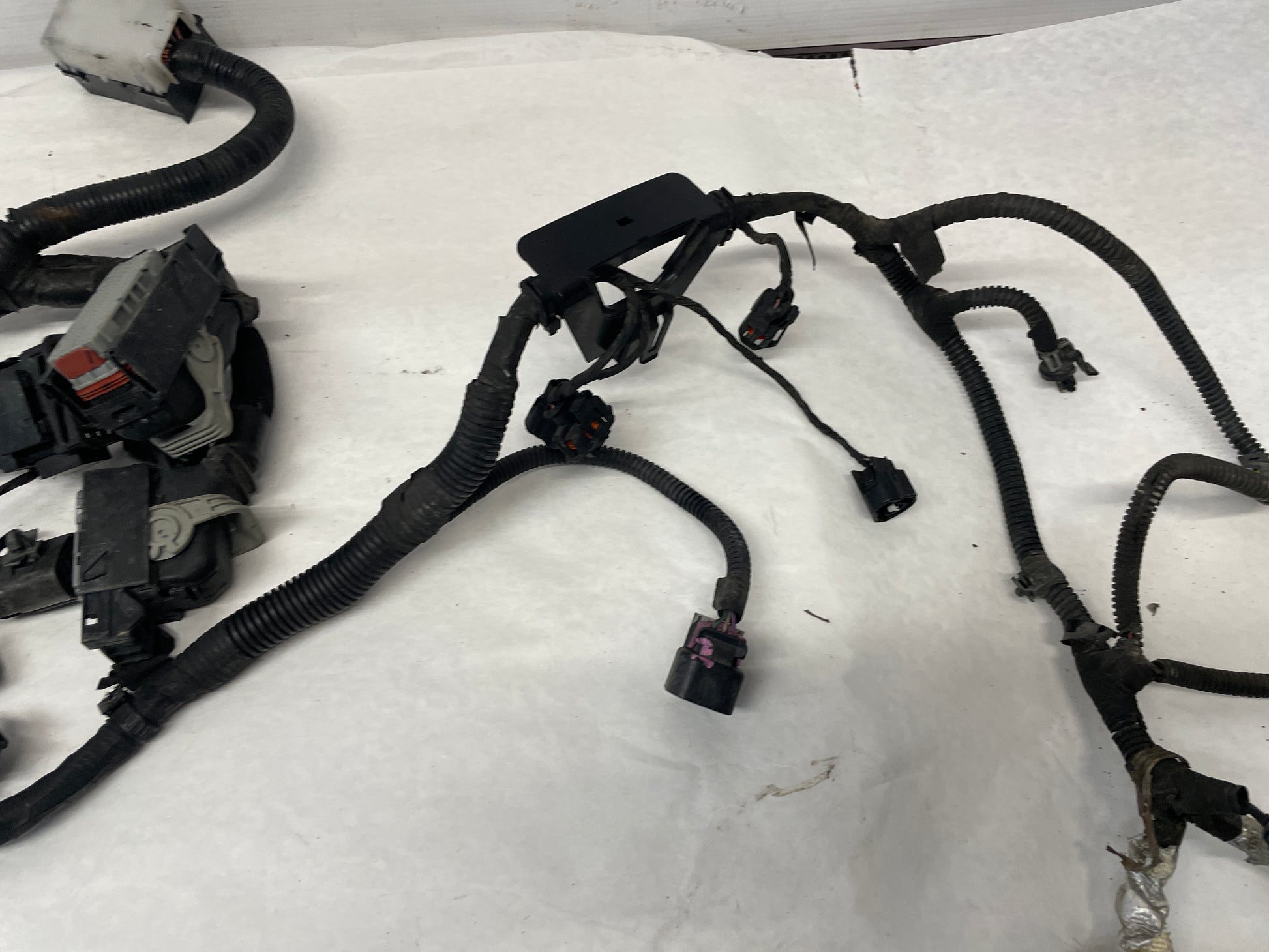 2009 Pontiac G8 Base Front Chassis Engine Bay Fire Wall Wire Wiring Harness OEM - Day's Parts Yard