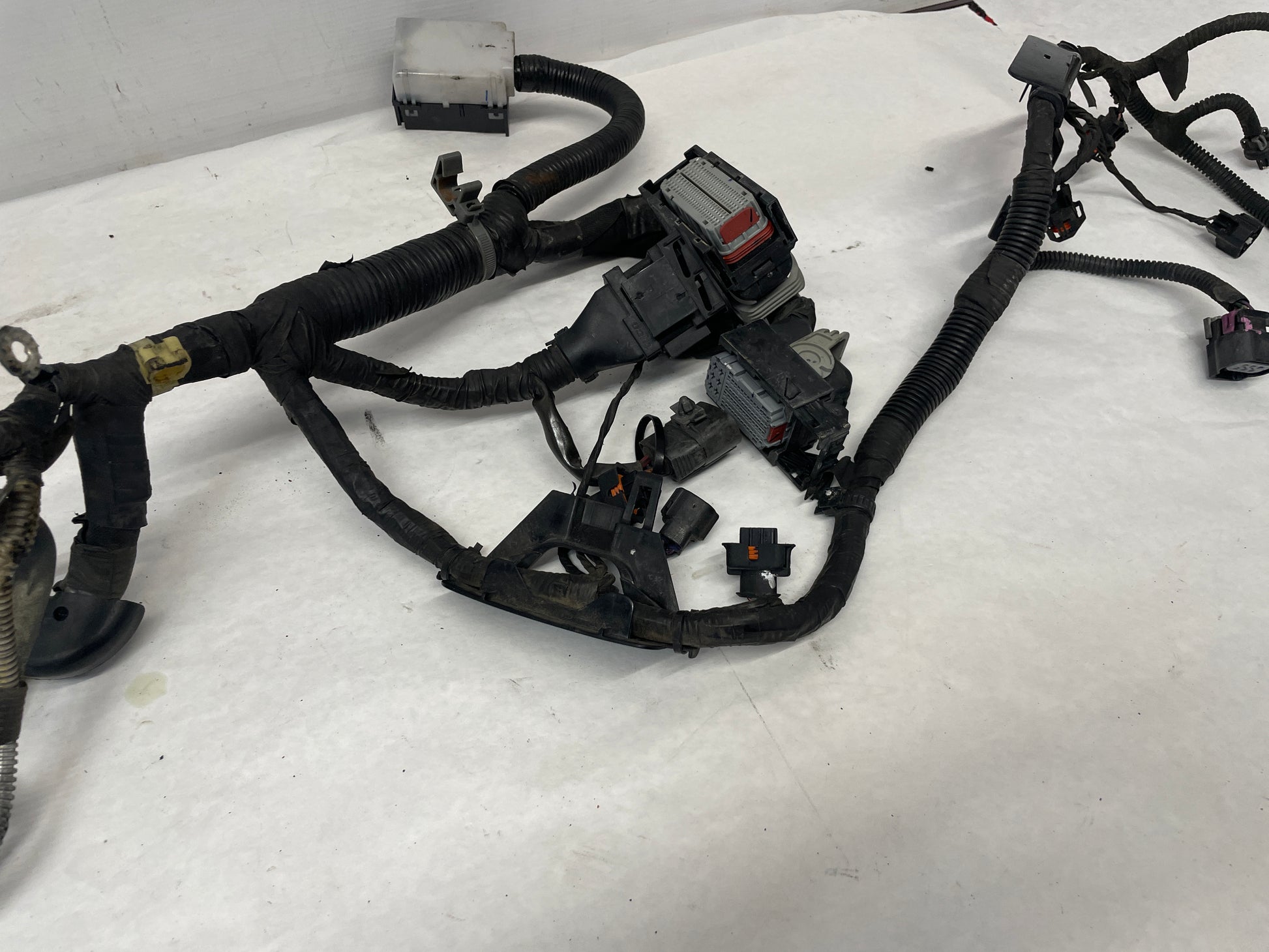 2009 Pontiac G8 Base Front Chassis Engine Bay Fire Wall Wire Wiring Harness OEM - Day's Parts Yard
