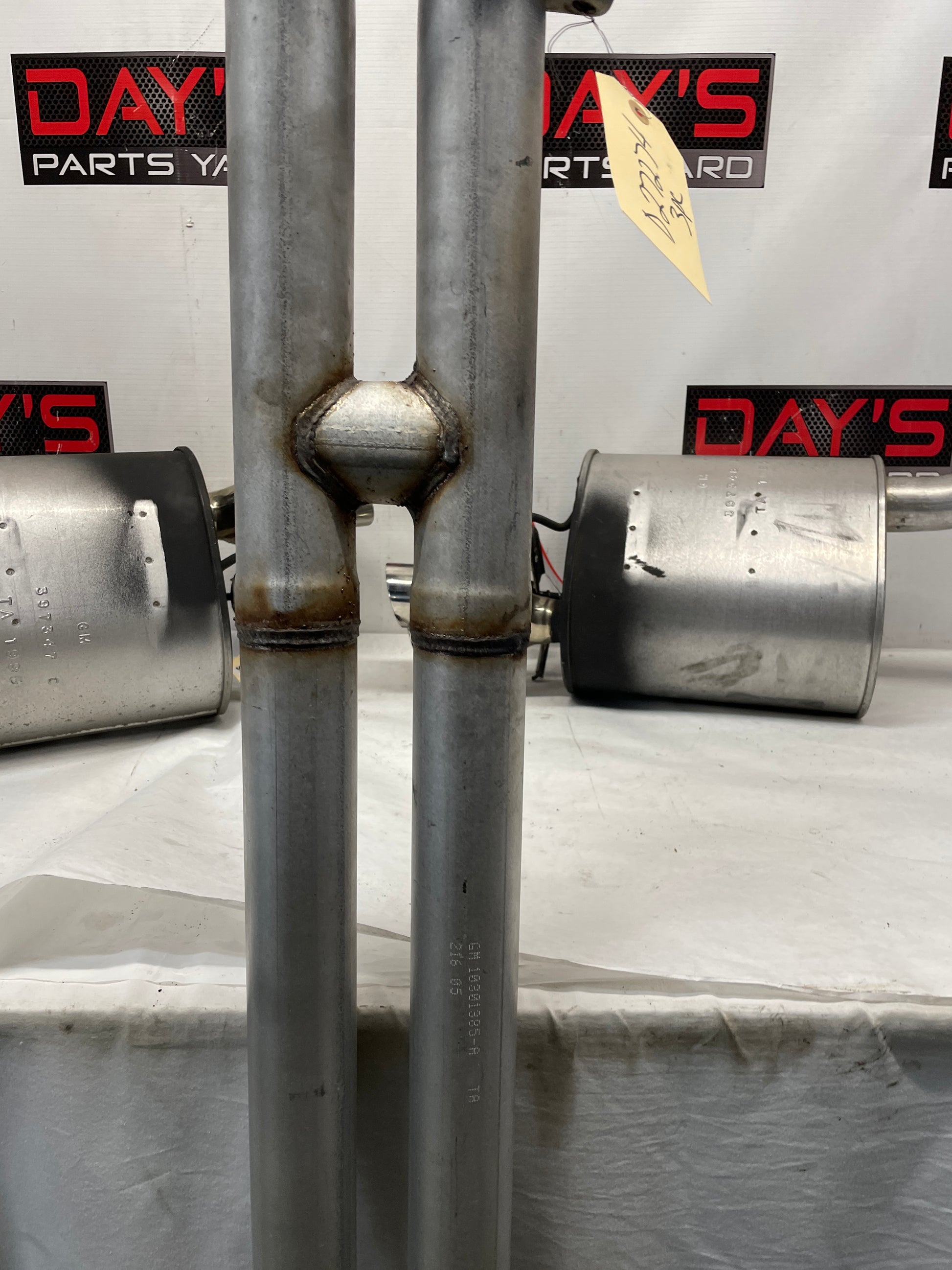 2005 Chevy C6 Corvette Factory OEM Cat Back Exhaust Mid Intermediate Pipe Mufflers - Day's Parts Yard