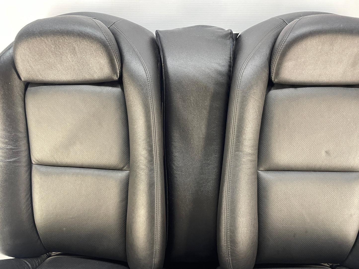2005 Pontiac GTO Seats Front and Rears Black Leather OEM - Day's Parts Yard