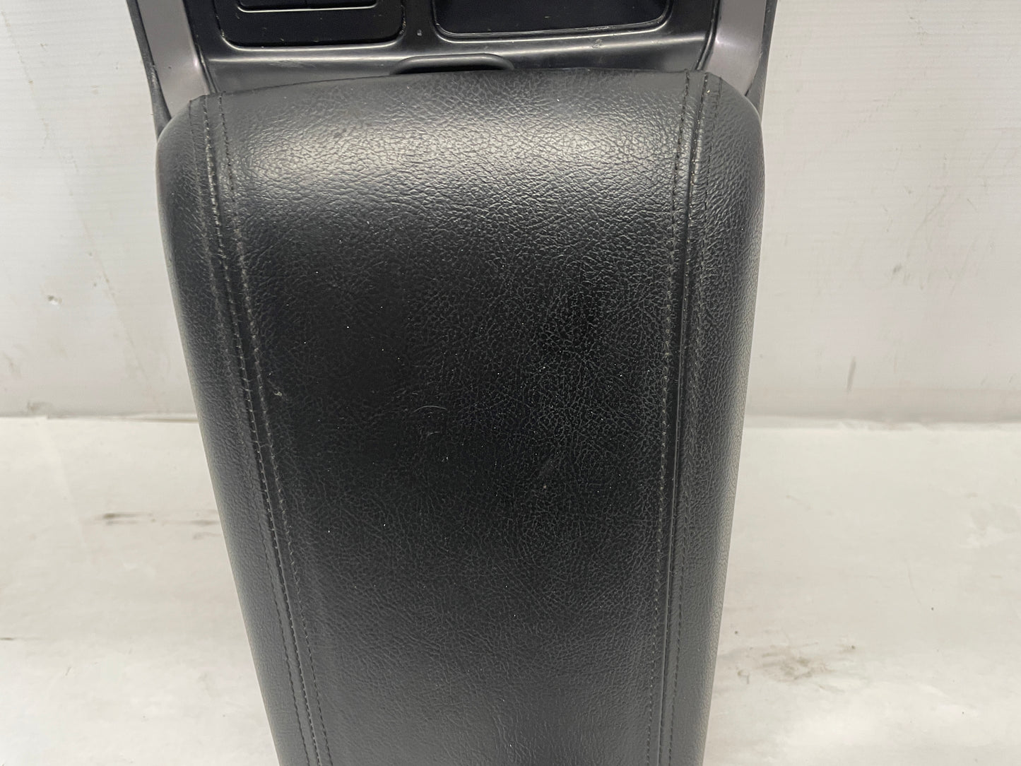 2005 Pontiac GTO Center Console Arm Rest Assembly OEM