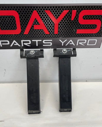 2018 Chevy Camaro ZL1 1LE RH & LH Rear Bumper Lower Brackets OEM