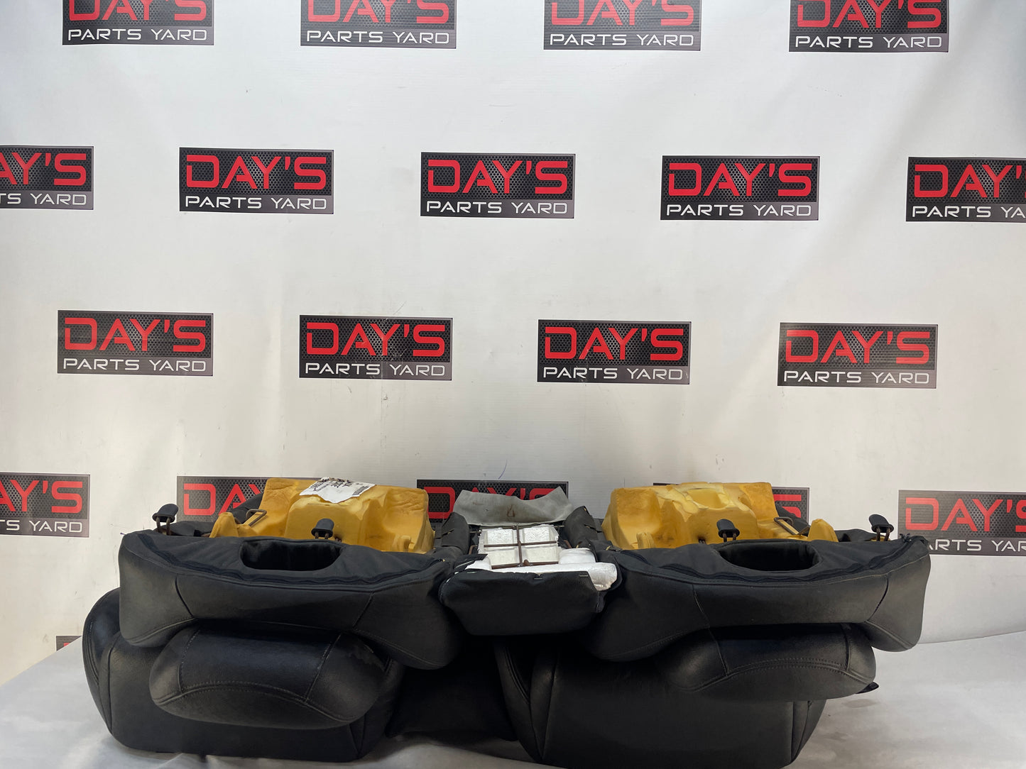 2005 Pontiac GTO Seats Front and Rears Black Leather OEM - Day's Parts Yard