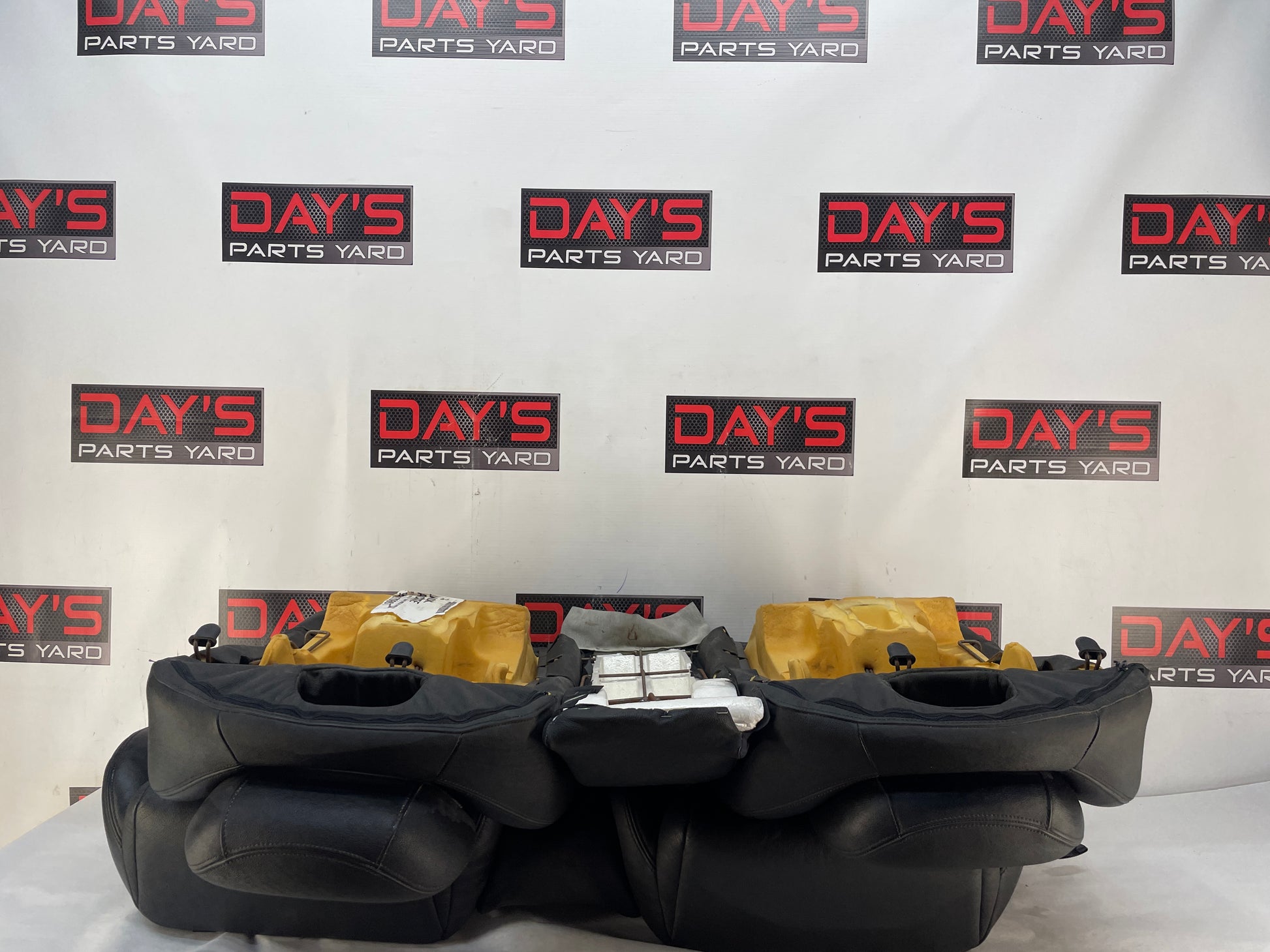 2005 Pontiac GTO Seats Front and Rears Black Leather OEM - Day's Parts Yard