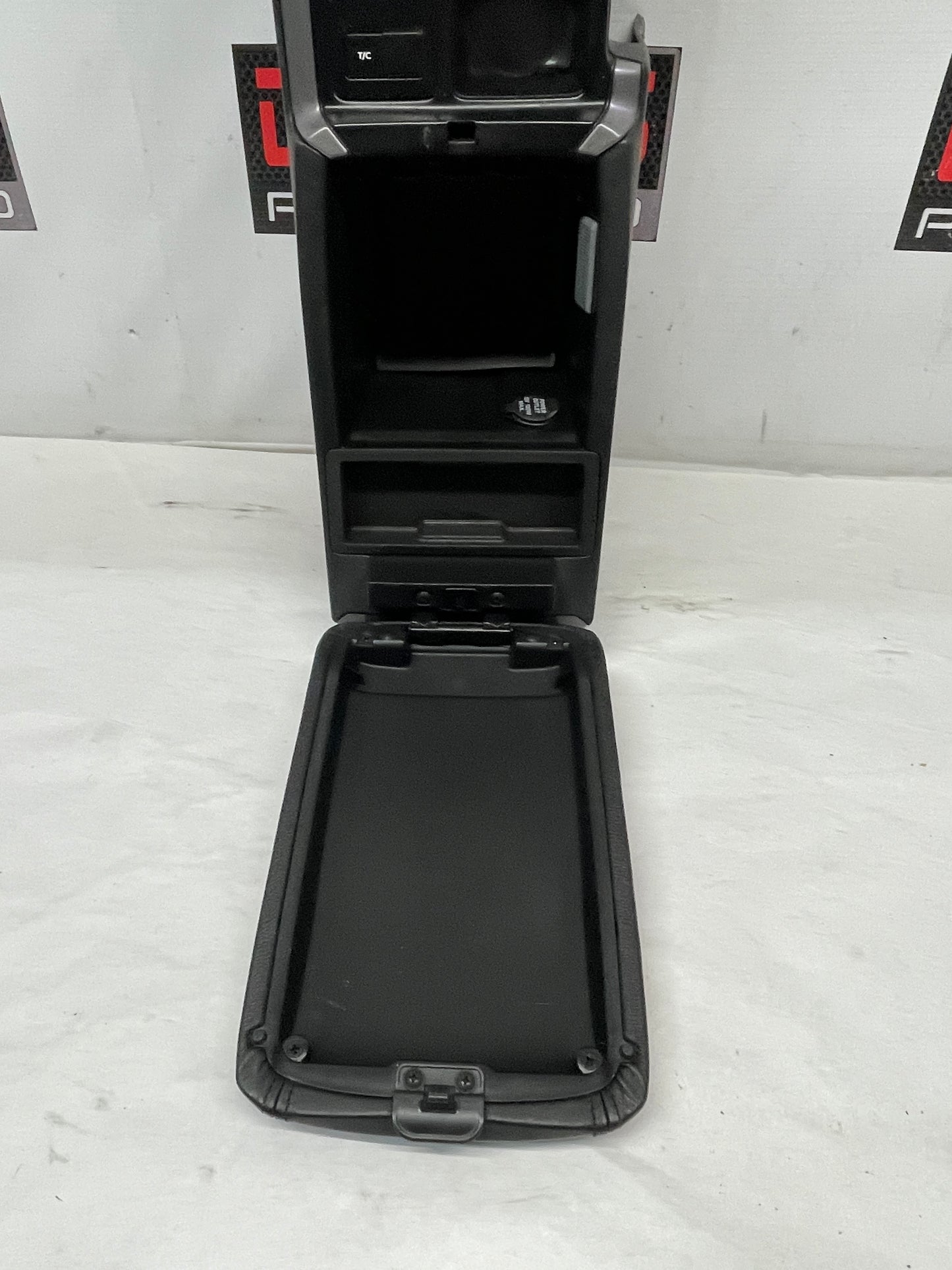 2005 Pontiac GTO Center Console Arm Rest Assembly OEM