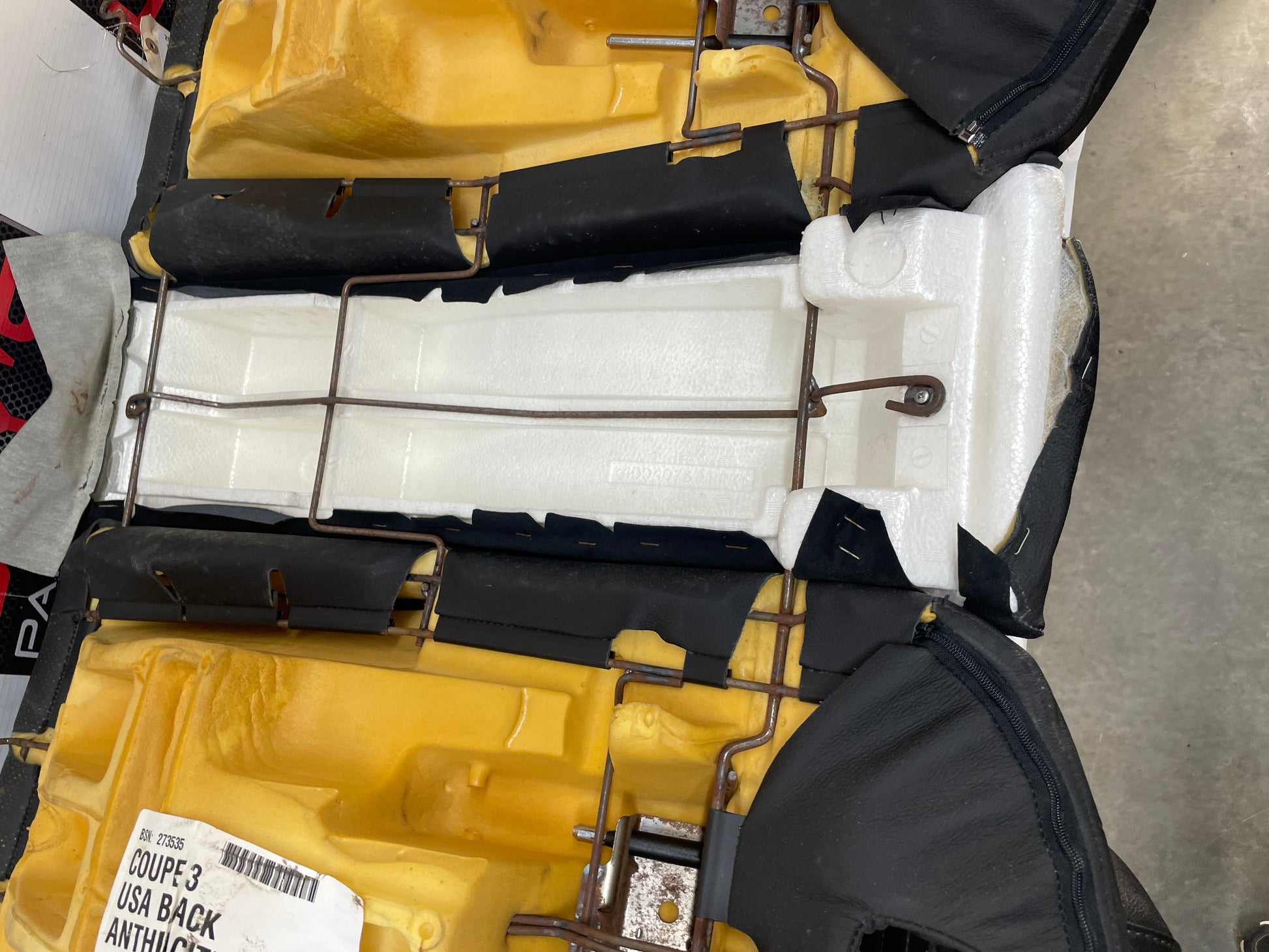 2005 Pontiac GTO Seats Front and Rears Black Leather OEM - Day's Parts Yard