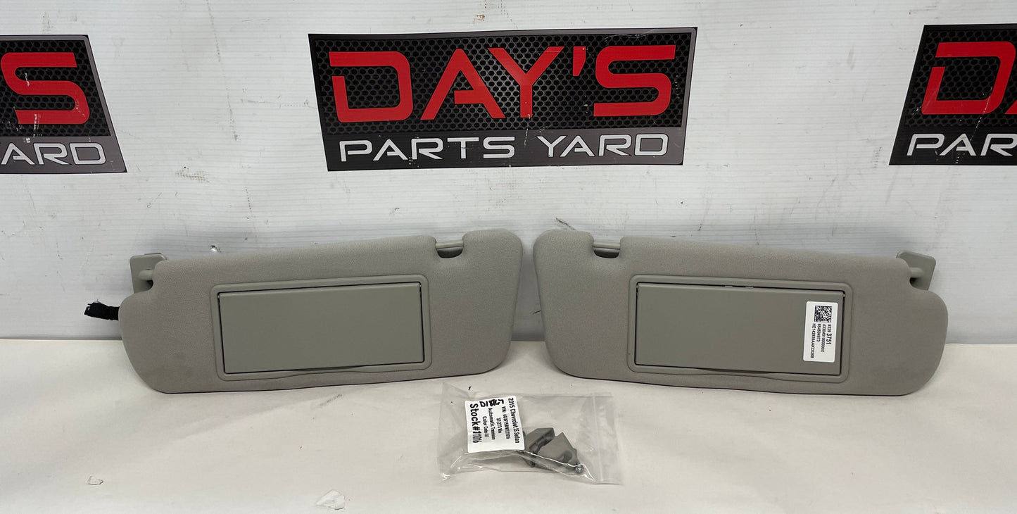 2015 Chevy SS Sedan RH & LH Sun Visor Sunvisor w/Clips OEM - Day's Parts Yard