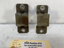 2005 Pontiac GTO Front Suspension Stabilizer Sway Bar Brackets Clamps OEM