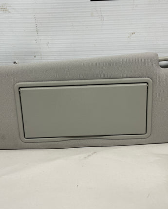 2015 Chevy SS Sedan RH & LH Sun Visor Sunvisor w/Clips OEM