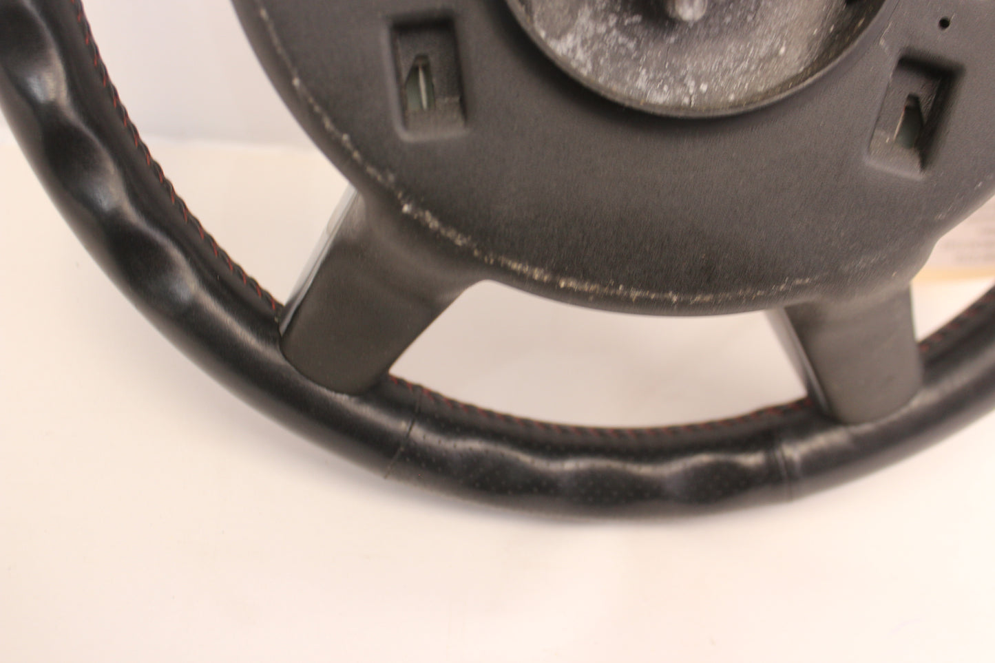 2006 Pontiac GTO Steering Wheel 92181066 OEM