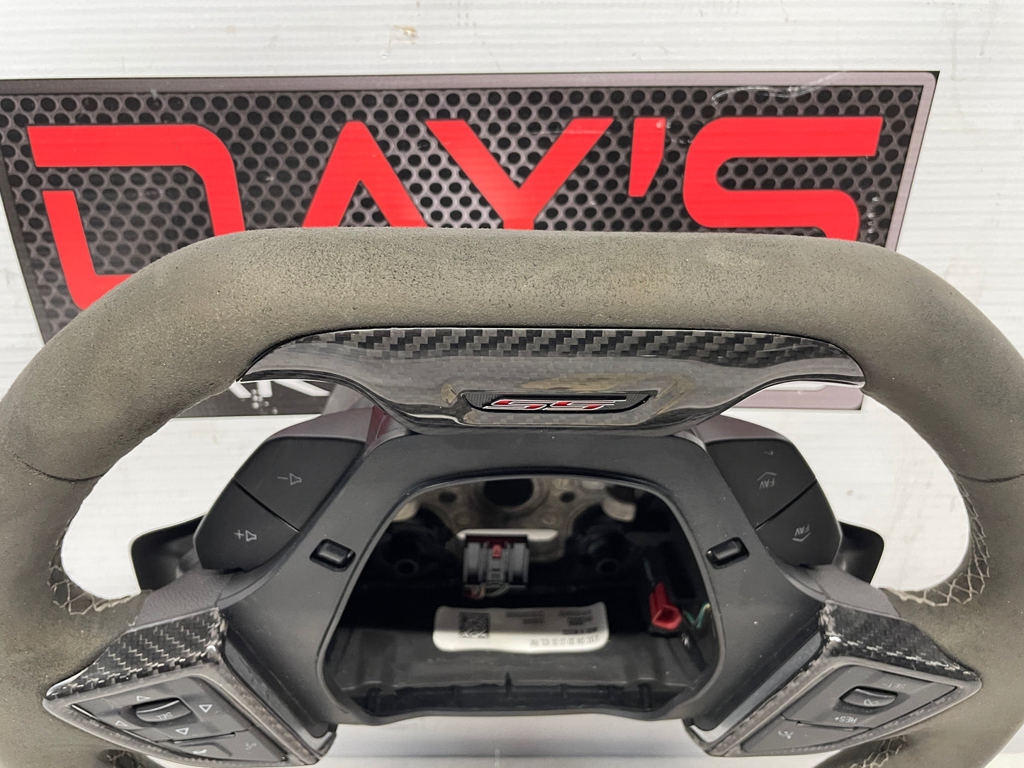 2018 Chevy Camaro 1LE SS Steering Wheel Suede Alcantara w/ Carbon Fiber Trim OEM - Day's Parts Yard