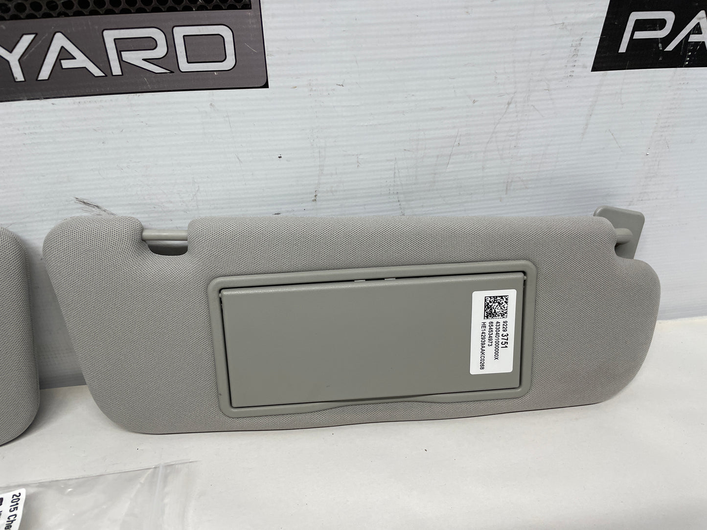 2015 Chevy SS Sedan RH & LH Sun Visor Sunvisor w/Clips OEM - Day's Parts Yard