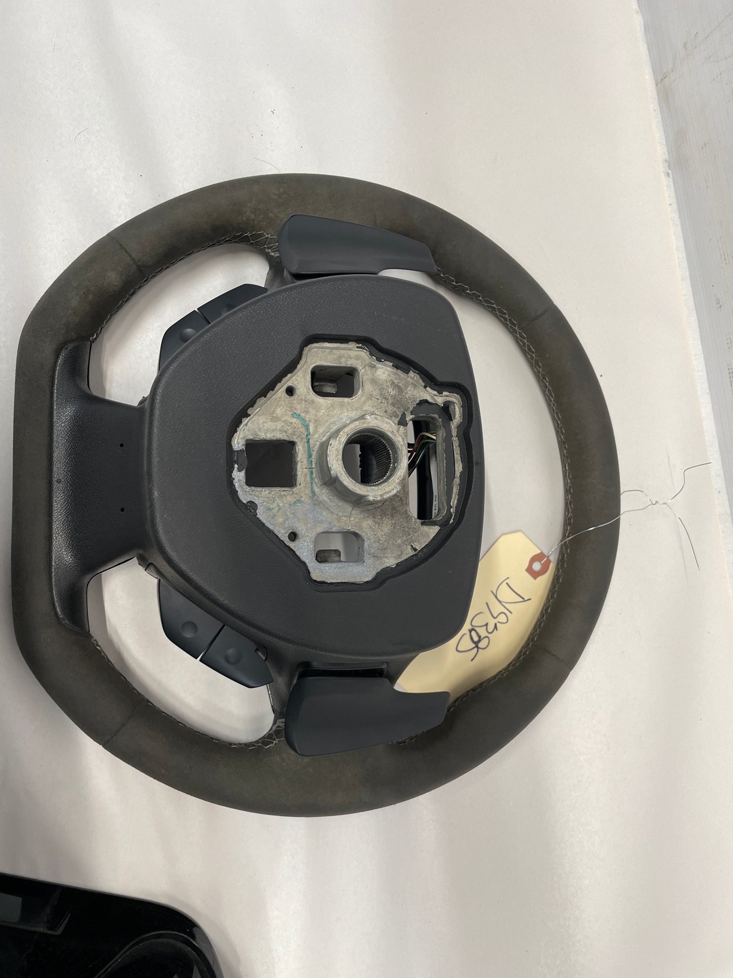 2018 Chevy Camaro 1LE SS Steering Wheel Suede Alcantara w/ Carbon Fiber Trim OEM - Day's Parts Yard