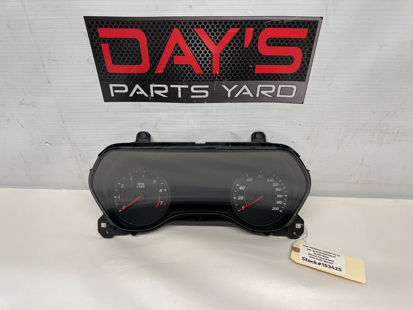 2018 Chevy Camaro 1LE SS Gauge Cluster Speedometer OEM - Day's Parts Yard